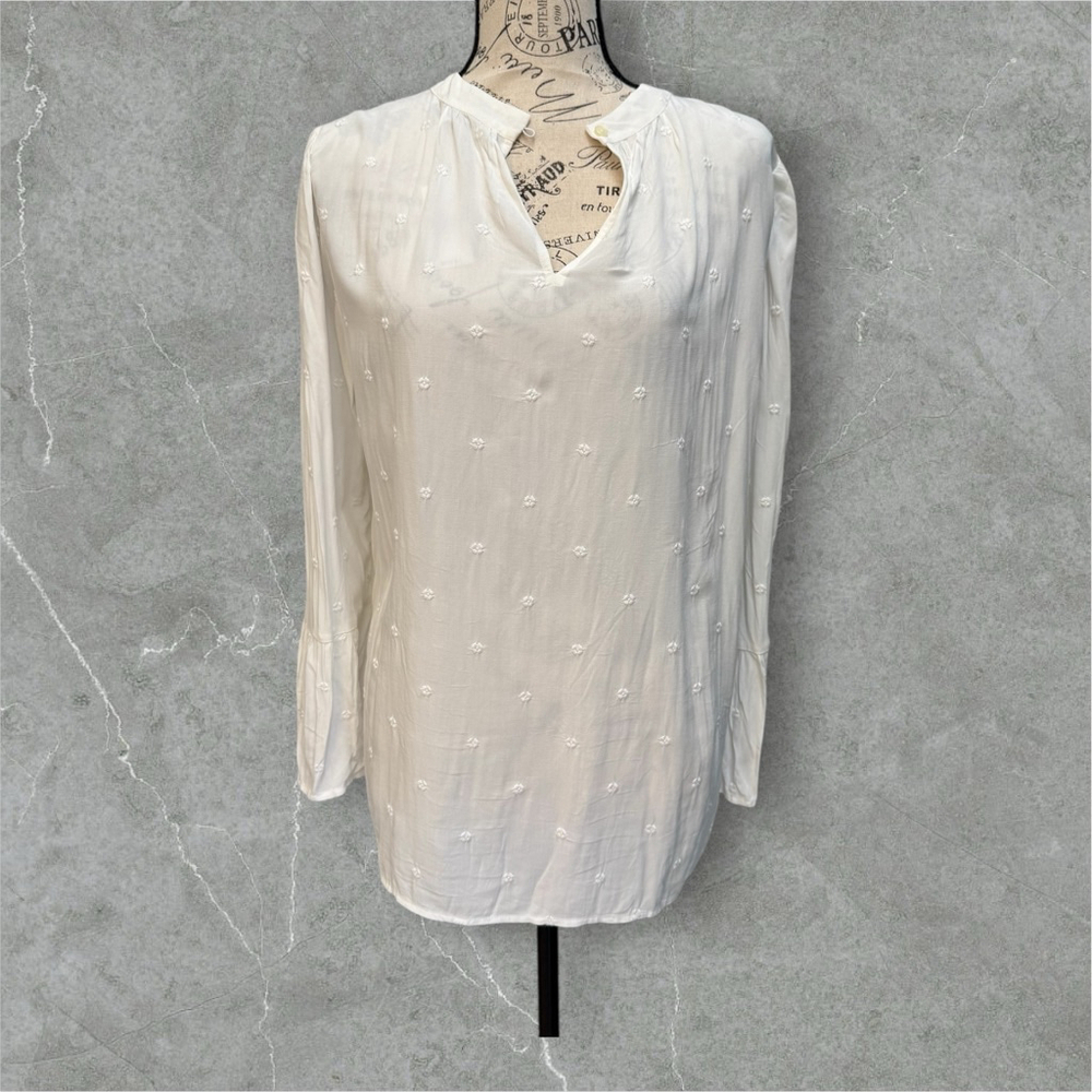 LOFT Women’s White Floral Embroidered Bell Sleeve Blouse Size M